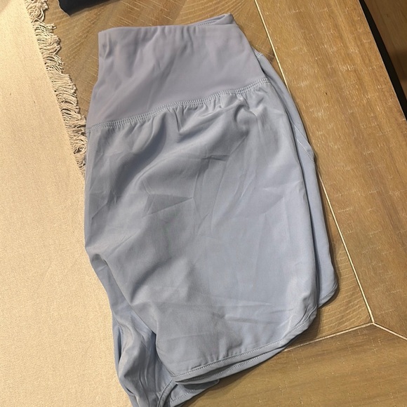 Halara Breezeful High Waisted short 4” - Picture 3 of 3